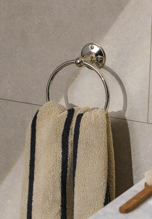 Handduksring Stockholm Polerad Nickel (1)