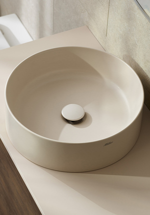 Cylinder 40 Free Standing Cotton Cream