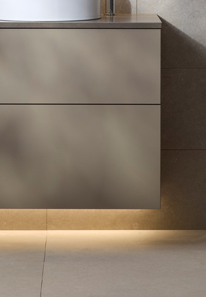 Underbelysning 60 kommod (1)