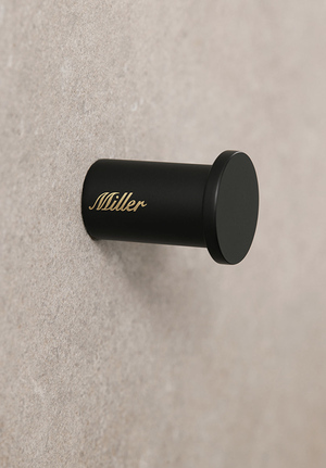 Signature Hook Matt Black